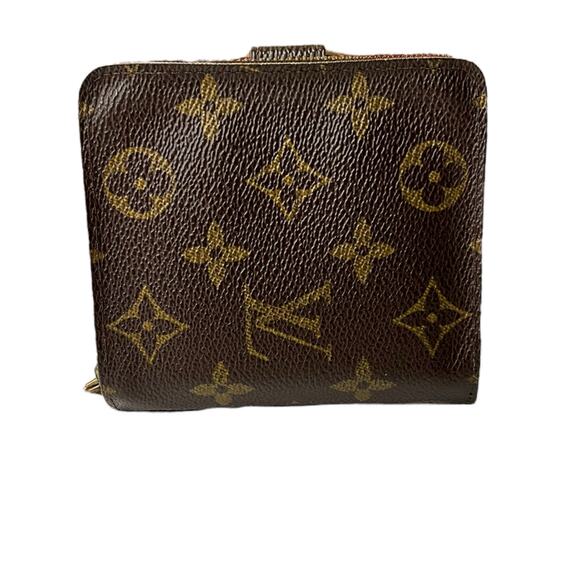 937. Louis Vuitton Monogram Bifold Wallet with Coin Pouch - Picture 2 of 6
